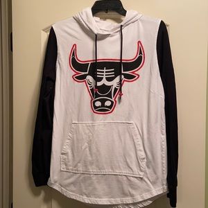 Hooded long sleeve T-shirt